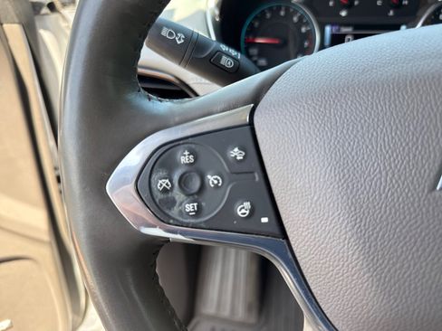 Used 2018 Chevrolet Traverse Premier w/ Driver Confidence II Package FWD image 24
