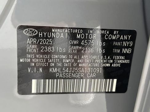 New 2025 Hyundai Sonata Limited image 41