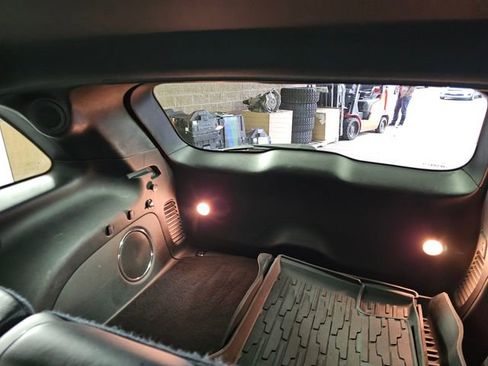 Used 2021 Jeep Grand Cherokee Laredo X image 21