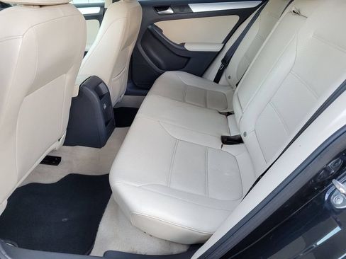 Used 2015 Volkswagen Jetta SEL Premium FWD image 6