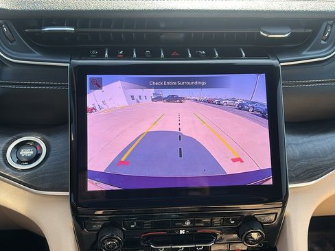 Used 2025 Jeep Grand Cherokee L Limited w/ Trailer Tow Package image 21