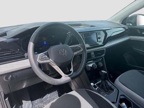 Used 2023 Volkswagen Taos S FWD image 9