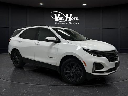 Used 2024 Chevrolet Equinox RS w/ RS Leather Package image 38