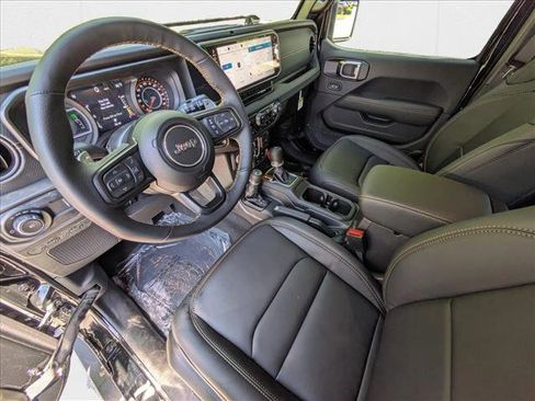 New 2025 Jeep Wrangler Unlimited Rubicon 392 image 3