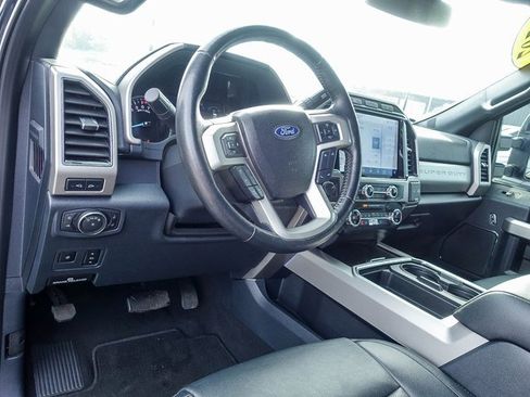 Used 2022 Ford F350 Lariat w/ Lariat Ultimate Package image 2