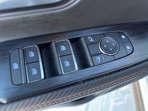 New 2026 Nissan Kicks SR image 12