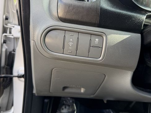 Used 2018 Kia Forte LX w/ LX Rear Camera Package FWD image 19