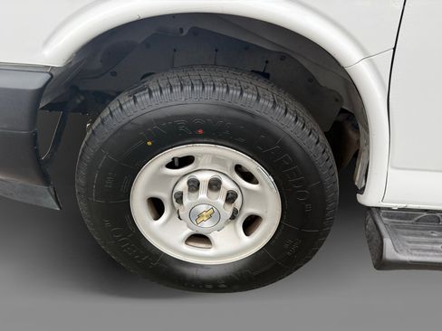 Used 2023 Chevrolet Express 3500 LS image 9