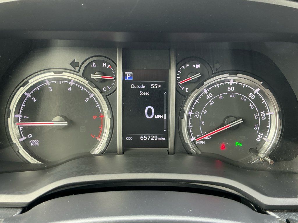 Used 2023 Toyota 4Runner Limited AWD/4WD image 21