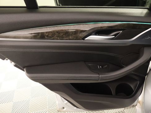 Used 2019 BMW X4 xDrive30i w/ M Sport Package 2 image 18