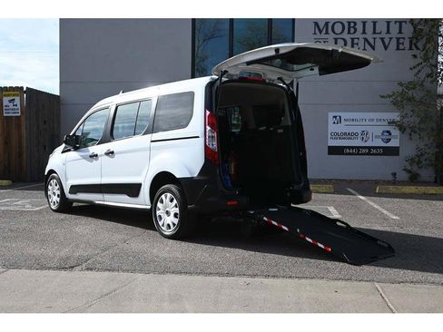 Used 2022 Ford Transit Connect XL image 2