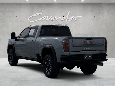Used 2025 GMC Sierra 2500 AT4X image 14
