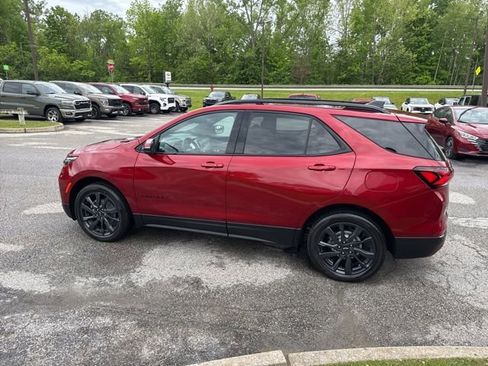 Used 2023 Chevrolet Equinox RS w/ RS Leather Package AWD/4WD image 27