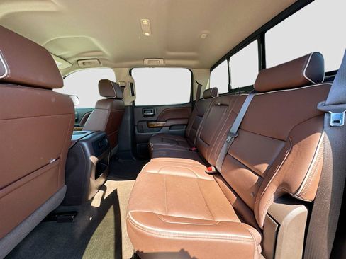 Used 2018 Chevrolet Silverado 1500 High Country AWD/4WD image 26