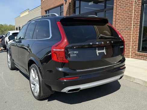 Used 2018 Volvo XC90 T6 Momentum w/ Convenience Package AWD/4WD image 4
