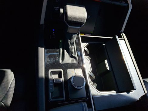 New 2026 Toyota Tundra Platinum AWD/4WD image 14