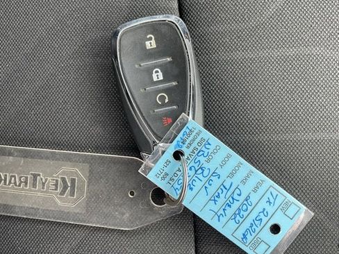 Certified 2022 Chevrolet Trax LT w/ LT Convenience Package image 38