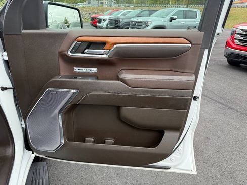 Used 2022 GMC Sierra 1500 Denali image 23