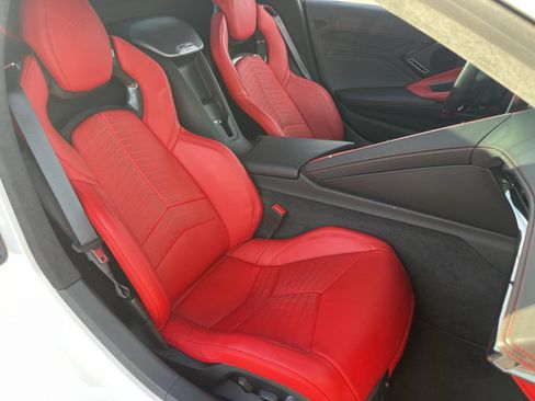 Used 2023 Chevrolet Corvette Z06 w/ Z07 Performance Package RWD image 13