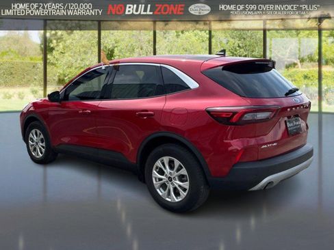 Certified 2023 Ford Escape Active w/ Tech Pack #2 AWD/4WD image 3