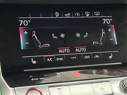 Used 2020 Audi S6 Prestige w/ Prestige Package AWD/4WD image 39