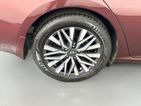 Used 2023 Nissan Altima 2.5 SV FWD image 33
