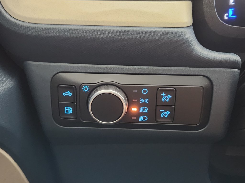 New 2026 Ford Maverick Lariat AWD/4WD image 25