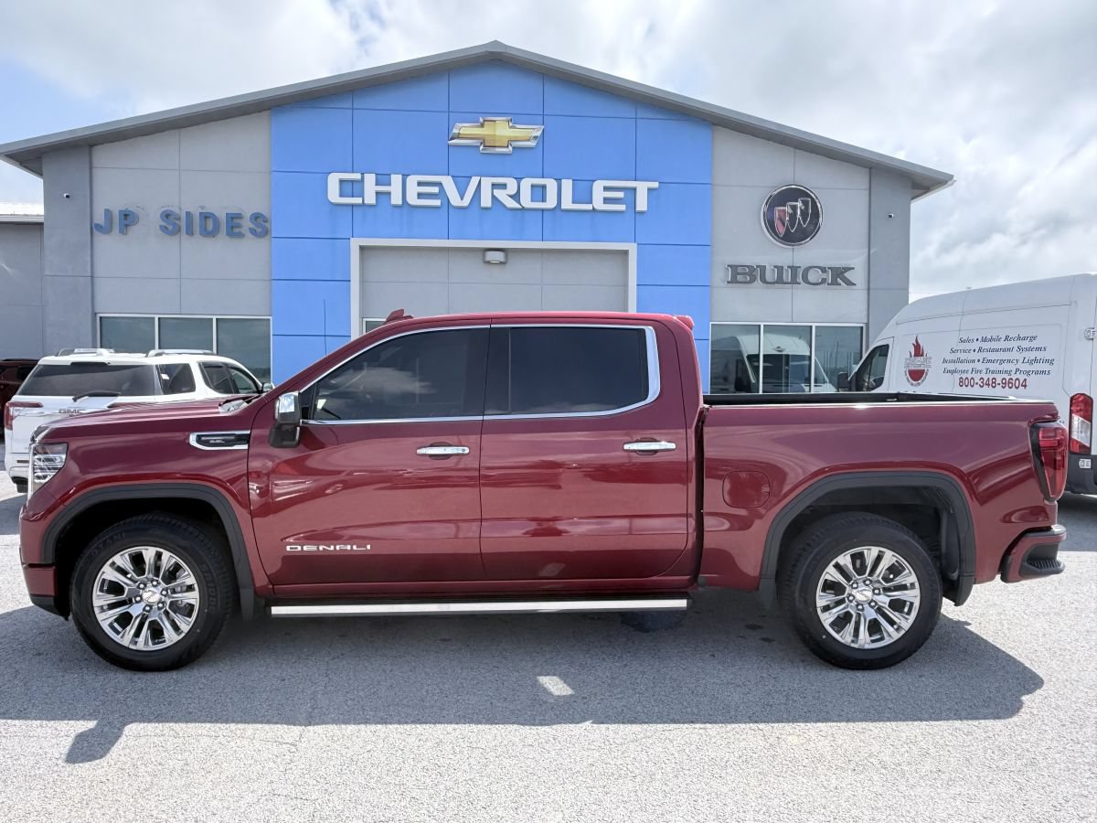 Used 2023 GMC Sierra 1500 Denali w/ Denali Carbonpro Edition AWD/4WD image 4