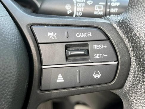 Certified 2023 Honda HR-V LX image 19