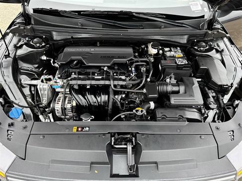 Used 2025 Kia K4 LXS image 30