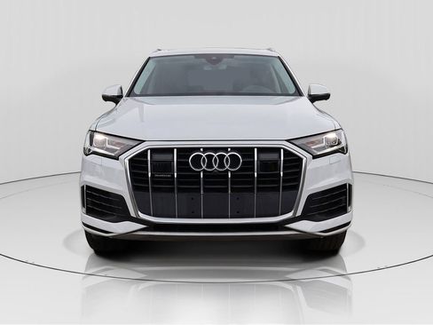 Used 2023 Audi Q7 3.0T Premium Plus w/ Premium Plus Package AWD/4WD image 2