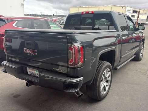 Used 2017 GMC Sierra 1500 Denali AWD/4WD image 4