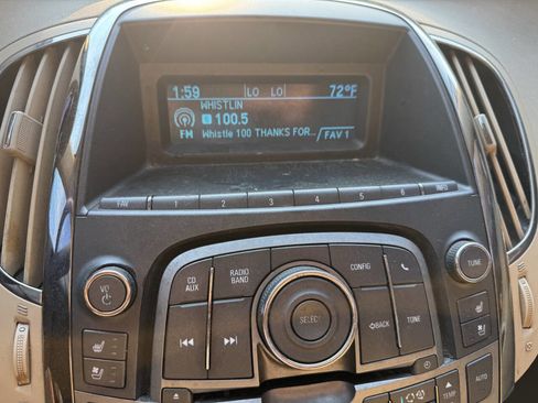 Used 2011 Buick LaCrosse CXS image 21