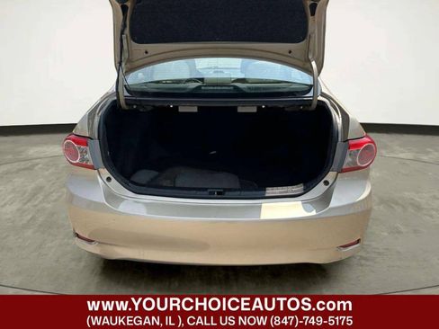 Used 2012 Toyota Corolla LE FWD image 13