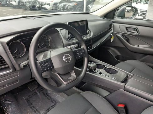 New 2026 Nissan Rogue S image 14