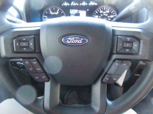 Used 2020 Ford F250 XLT w/ XLT Premium Package image 32