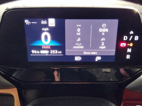 New 2025 Volkswagen ID. Buzz Pro S image 10