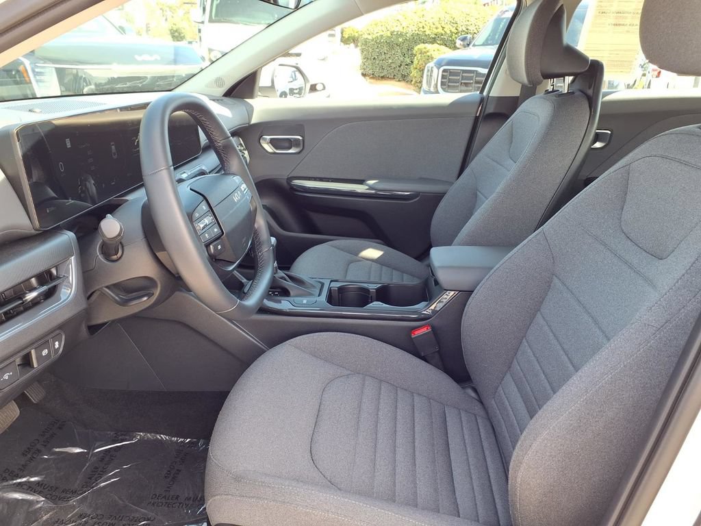 Certified 2025 Kia K4 EX FWD image 14