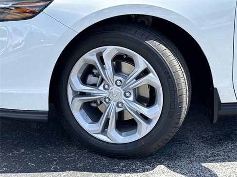 New 2025 Honda Accord LX image 35