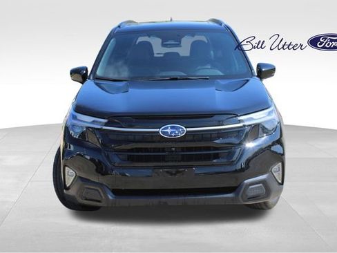 Used 2025 Subaru Forester Touring w/ Popular Package - Touring image 2