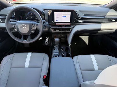 Used 2026 Toyota Camry SE w/ Convenience Package FWD image 25