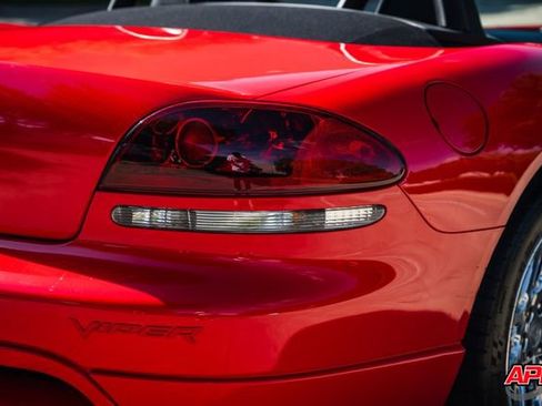 Used 2004 Dodge Viper SRT-10 RWD image 60