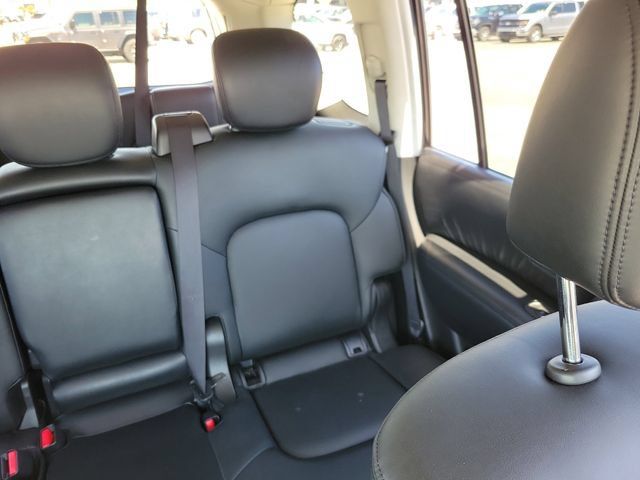 Used 2024 Nissan Armada SV AWD/4WD image 17