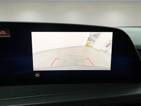 Certified 2024 Cadillac XT4 Premium Luxury image 18