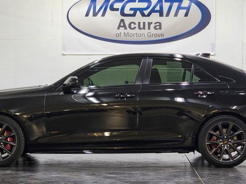 Used 2020 Cadillac CT4 V w/ Climate Package image 10