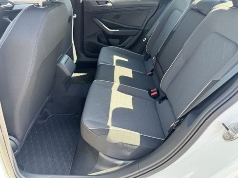 Used 2025 Volkswagen Jetta Sport image 13