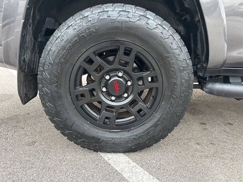 Used 2022 Toyota 4Runner SR5 Premium image 37