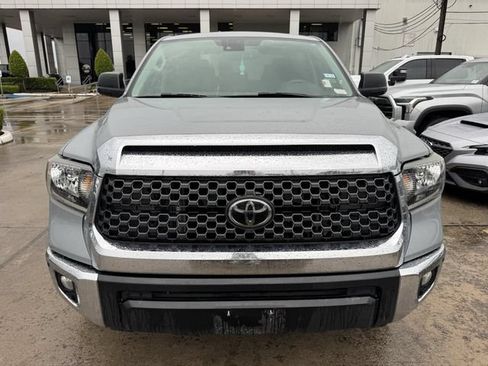 Used 2021 Toyota Tundra SR5 RWD image 2