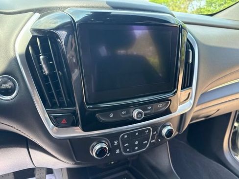 Certified 2023 Chevrolet Traverse LT AWD/4WD image 30