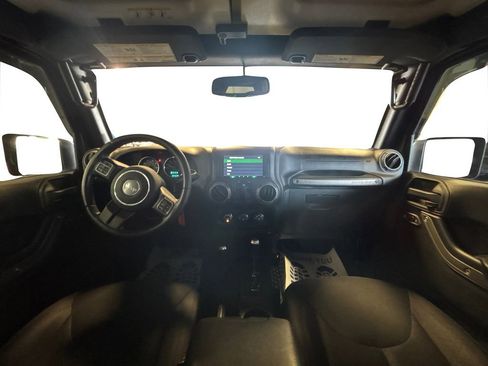 Used 2017 Jeep Wrangler Sport w/ Quick Order Package 24S AWD/4WD image 21